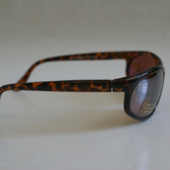 NWT True Vintage Sports wrap around Summit style Coppermax lens tech Sunglasses - Picture 3 of 5